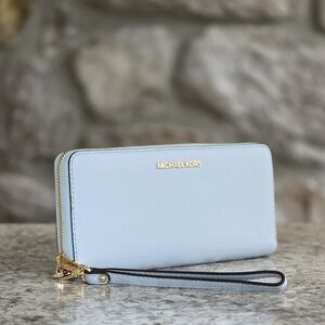 Michael Kors Jet Set Large Blue Wristlet Wallet